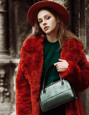 Women's Apparel category